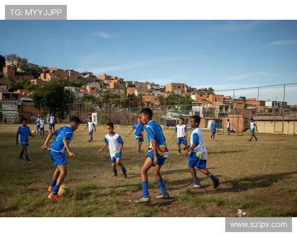 足球点燃激情世界凝聚力量共谱绿茵场上的荣耀篇章 足球点燃激情世界凝聚力量共谱绿茵场上的荣耀篇章