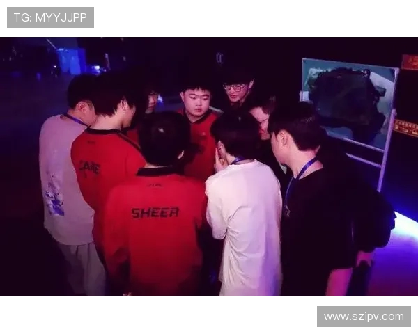 FPX逆袭之路揭秘:从低谷到巅峰的精英赛传奇之旅 FPX逆袭之路揭秘:从低谷到巅峰的精英赛传奇之旅