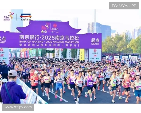 南京滑板队勇闯城市马拉松的拼搏历程与奋斗精神