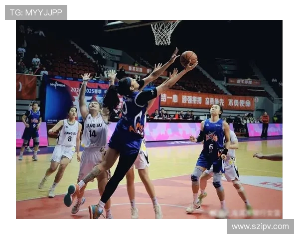 成都篮球队在世界锦标赛积分榜上以68分稳居第一名展现强大实力