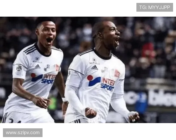 亚眠与克莱蒙2017年精彩对决回顾及赛季表现分析