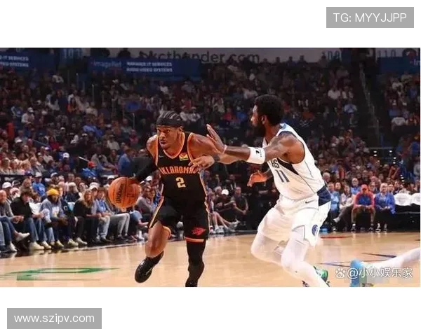 勇士雄鹿圣诞大战精彩对决NBA赛场火花四溅引人瞩目 勇士雄鹿圣诞大战精彩对决NBA赛场火花四溅引人瞩目